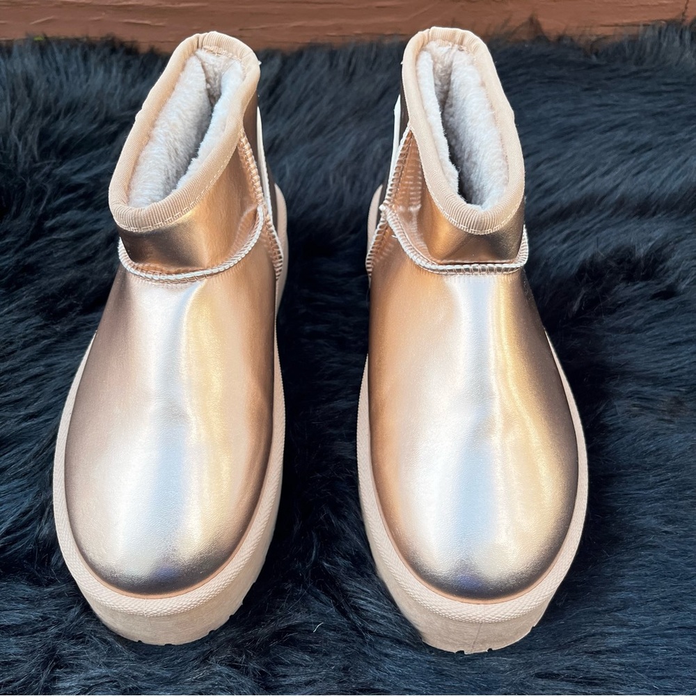 Sheln Metallic Pink Ankle Boots